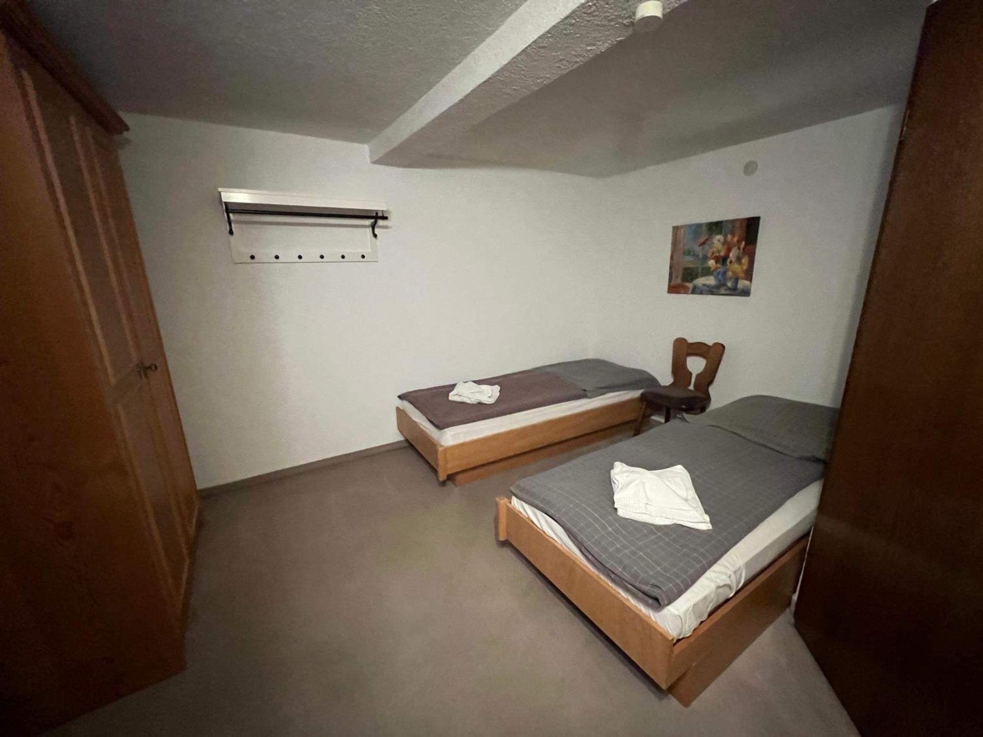 Kirchheim  Hotel Erfurter Kreuz מראה חיצוני תמונה
