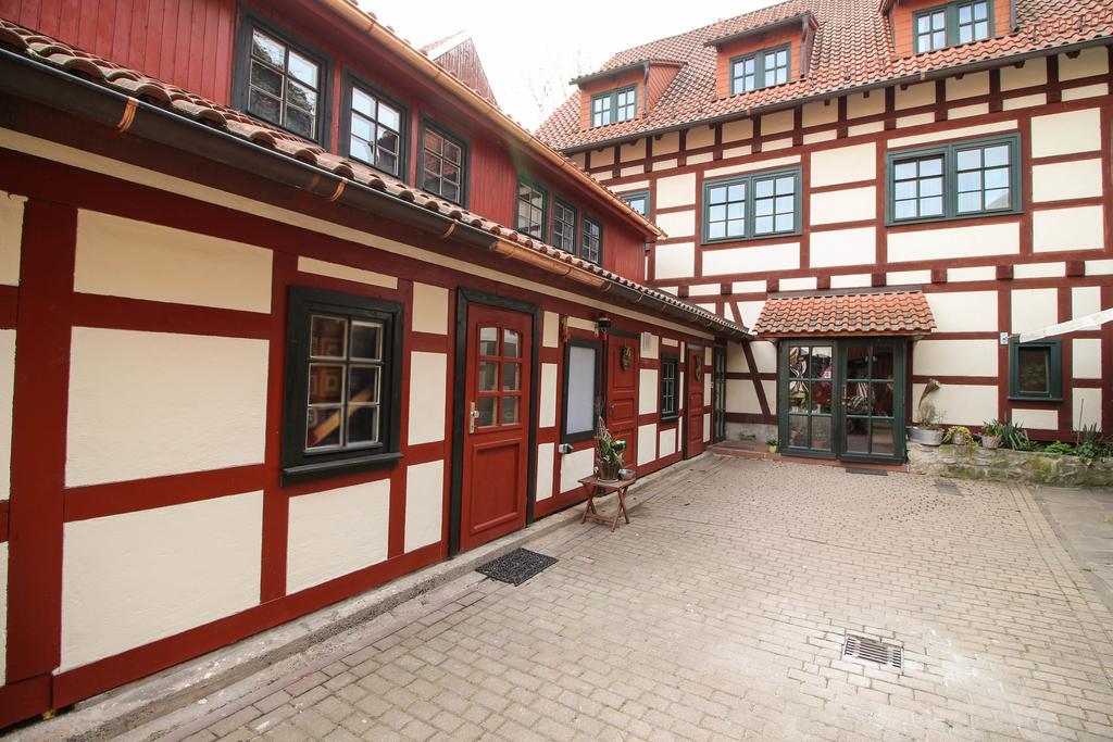 Kirchheim  Hotel Erfurter Kreuz מראה חיצוני תמונה