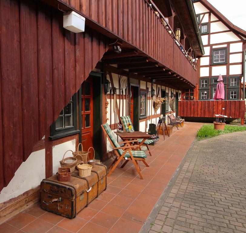 Kirchheim  Hotel Erfurter Kreuz מראה חיצוני תמונה