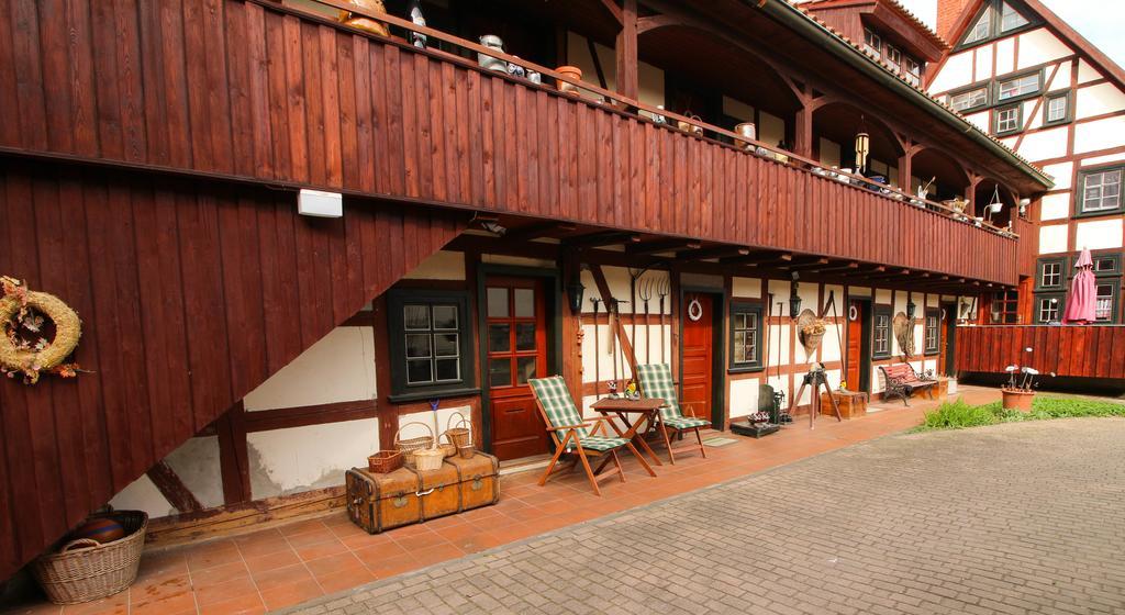 Kirchheim  Hotel Erfurter Kreuz מראה חיצוני תמונה